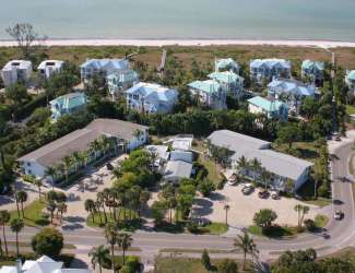 Colonnades Condos, Sanibel Condos